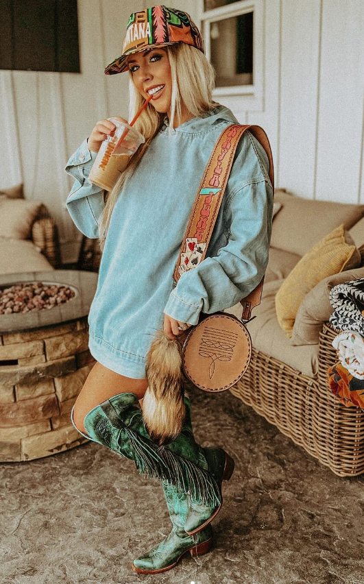 (PRE-ORDER ONLY!)The Cowboy Stitch Canteen bag- Golden