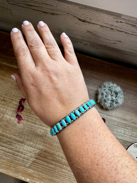 Sterling silver bangle Bracelet with kingman turquoise